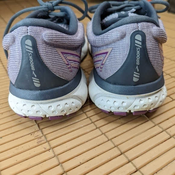 Brooks Ghost 13 1203381B550 Purple Running Shoes Sneakers Women's Size 9.5 B. Gr - Picture 8 of 11